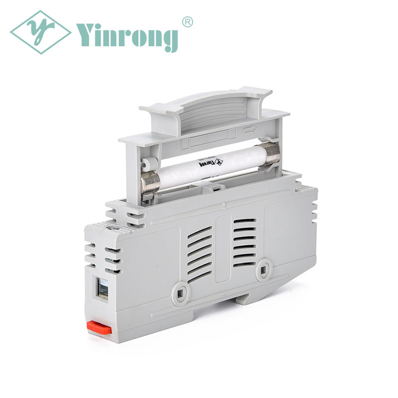 1500VDC 30A 10×85mm Solar PV DIN Ray Sigorta Tutucusu Neden Modern Güneş Enerjisi Sistemleri için Kritik Bir Güvenlik Bileşenidir?